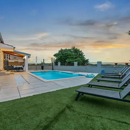 Villa Niko Dalmatia *